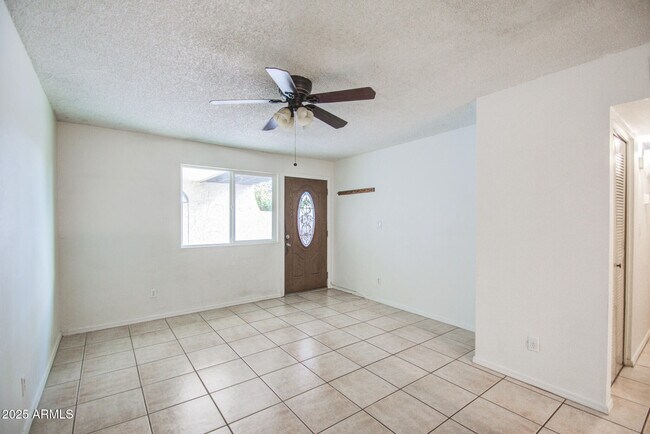 Building Photo - 720 S Dobson Rd