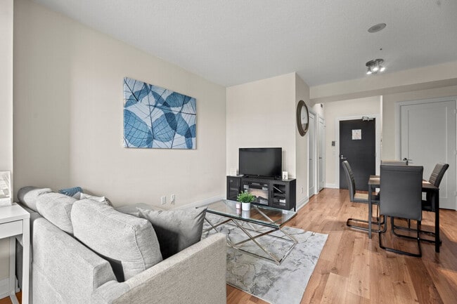 Photo du bâtiment - 4789 Yonge St