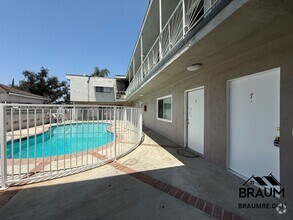 Building Photo - 6336 Tujunga Ave