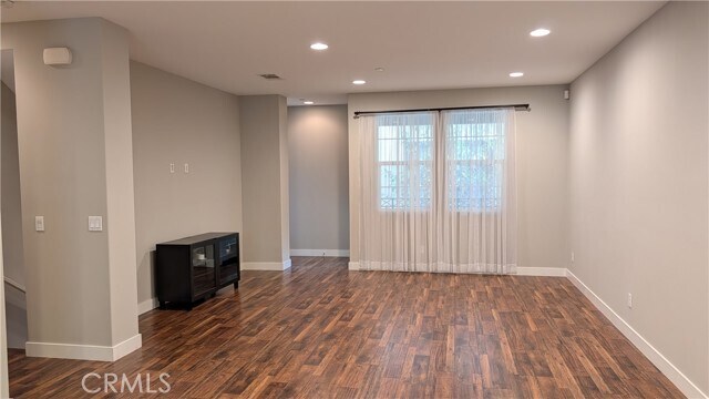 Building Photo - 26 Jenkins Dr