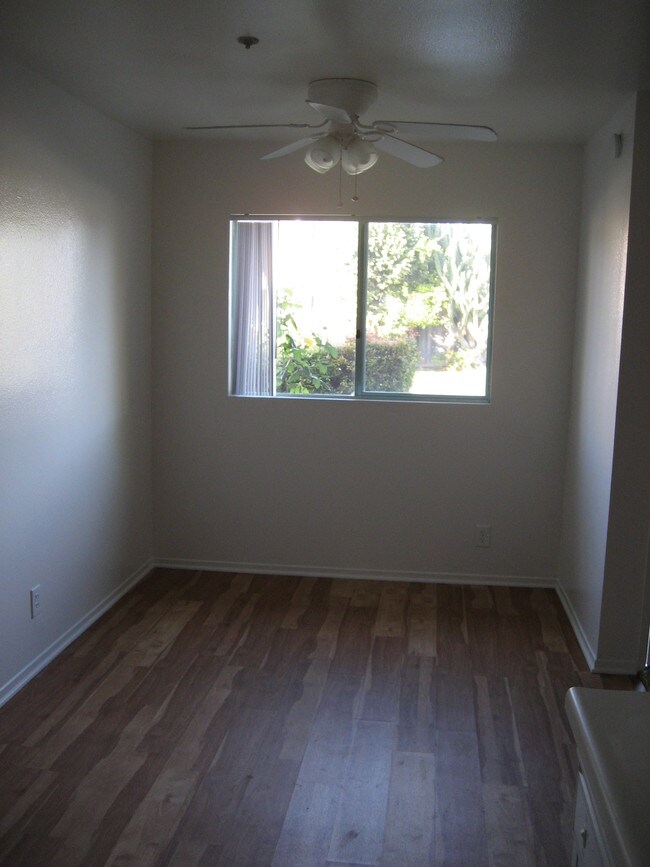 Building Photo - 6431 Los Robles Ave