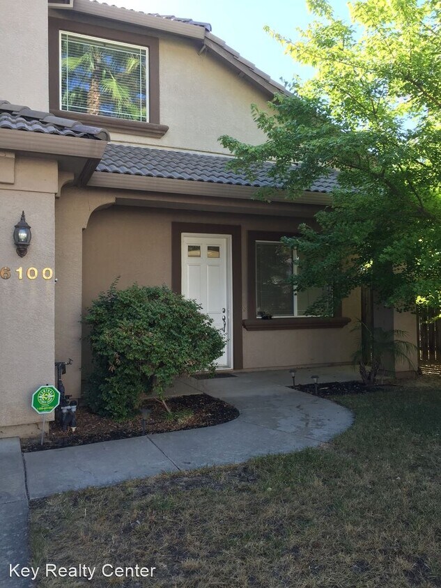 3 br, 2 bath House 6100 Palmaya Lane House for Rent in Orangevale