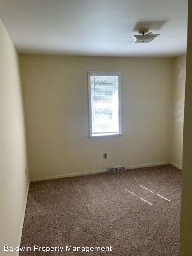 Foto del edificio - 3 br, 1 bath House - 1658 NE 23RD STREET