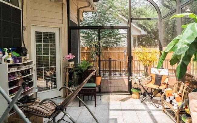 Building Photo - 4916 Tiger Lily Way