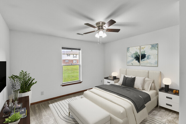 Bedroom (Virtual Staging) - Cottonwood