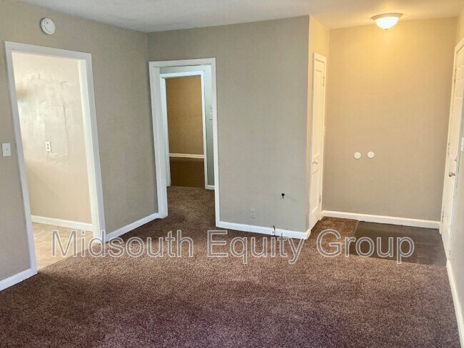 Foto del edificio - 808 S Lexington St