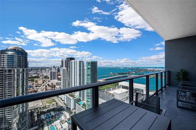Foto del edificio - 159 NE 6th St