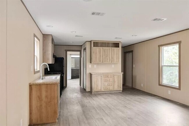 Building Photo - 106 Skylark Drive - 1