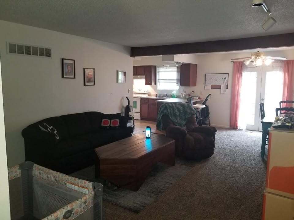 Foto del edificio - 6601 NW 70th St