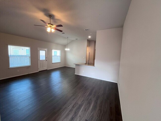 Foto del edificio - 9221 Groff Lndg