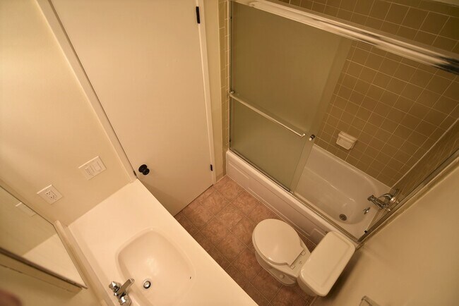 Foto del edificio - 2126 Lincoln Ave