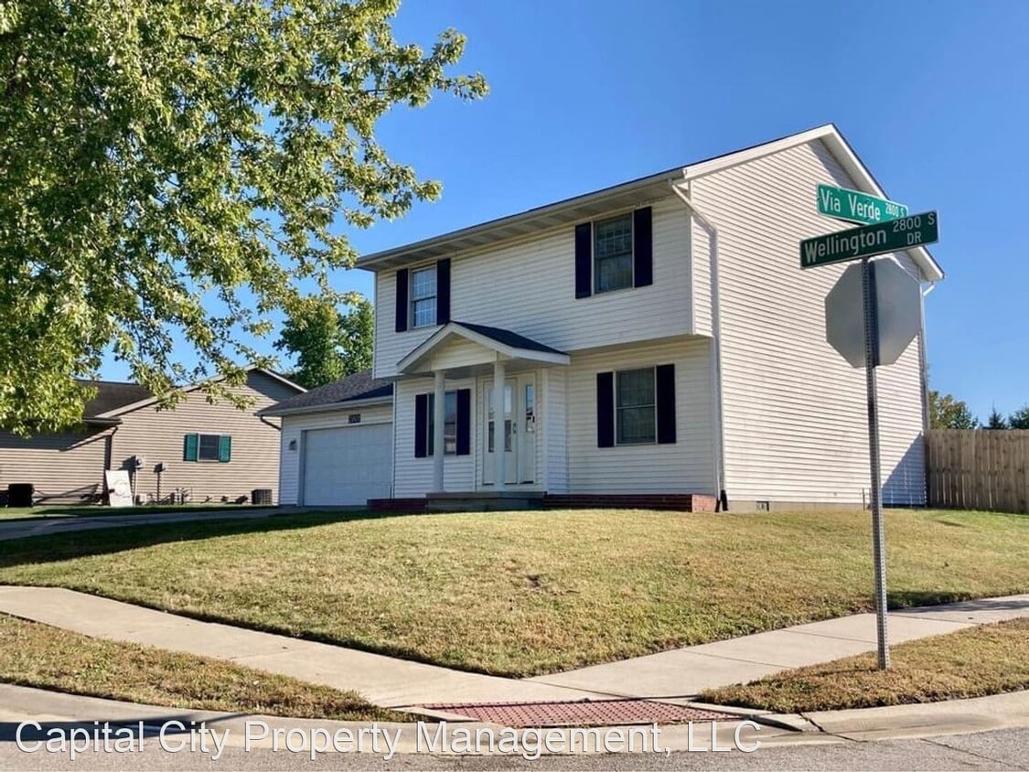Primary Photo - 3 br, 2.5 bath House - 2801 Wellington Dr.