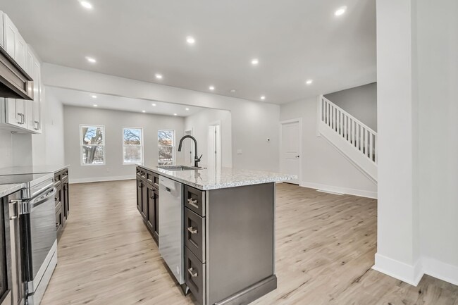 Kitchen area - 1655 E 118th St