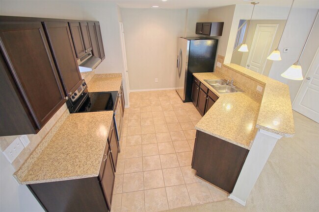 Building Photo - Available September 1st - Gorgeous Townhome MINUTES from RTP, Brier Creek and I-40 & 540!