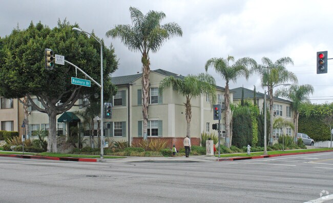 Building Photo - 9667 W Olympic Blvd