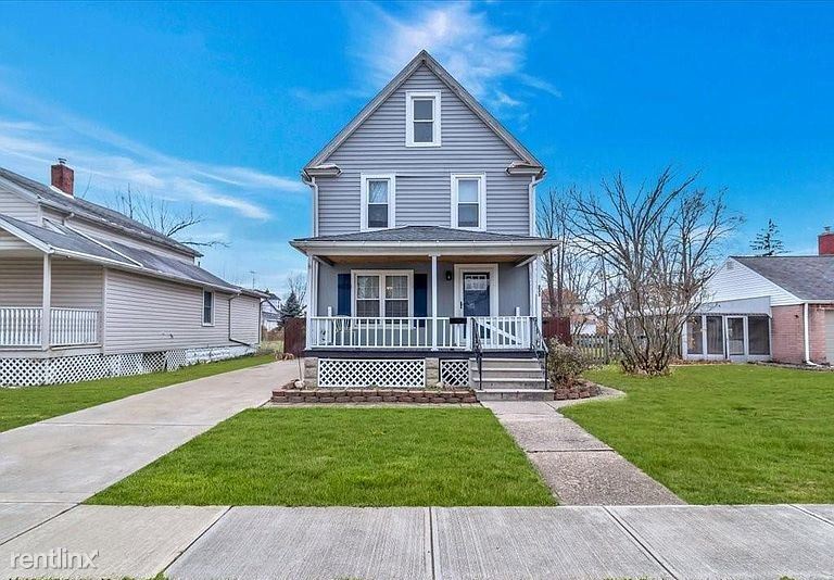 Primary Photo - 2 br, 2 bath House - 233 Fairlawn Ave
