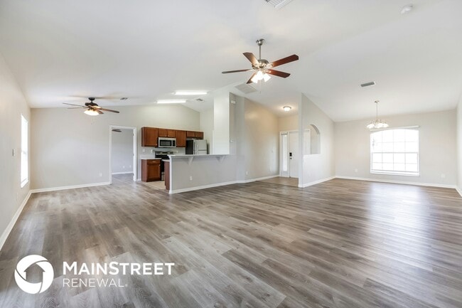 Building Photo - 2715 72nd St W