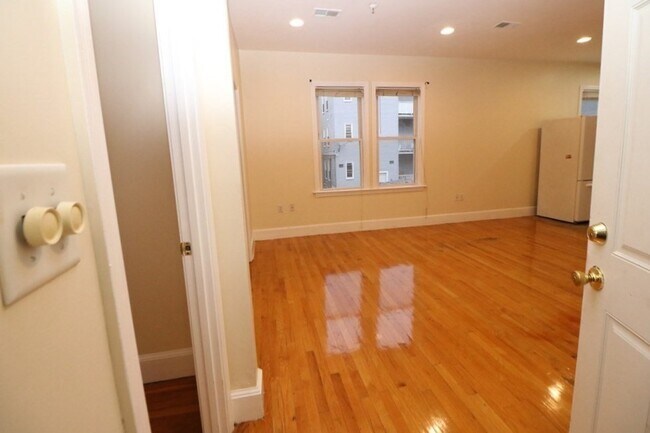 Foto del edificio - 14 Estella St