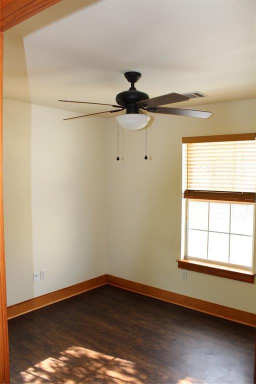Foto del edificio - 107 Laurelwood Dr S