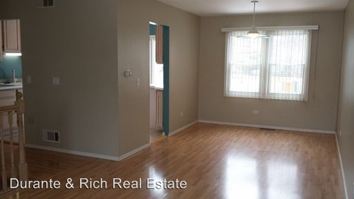 Foto del edificio - 2020 Woodlane Dr