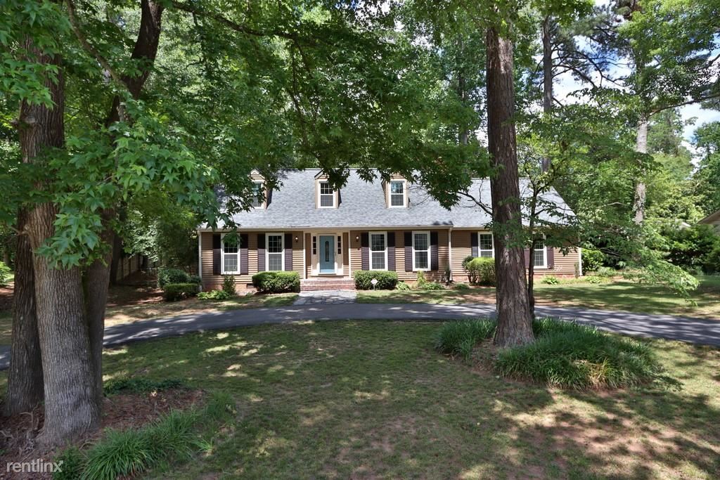 Foto principal - 3 br, 2 bath House - 1495 Longwood Drive Sw