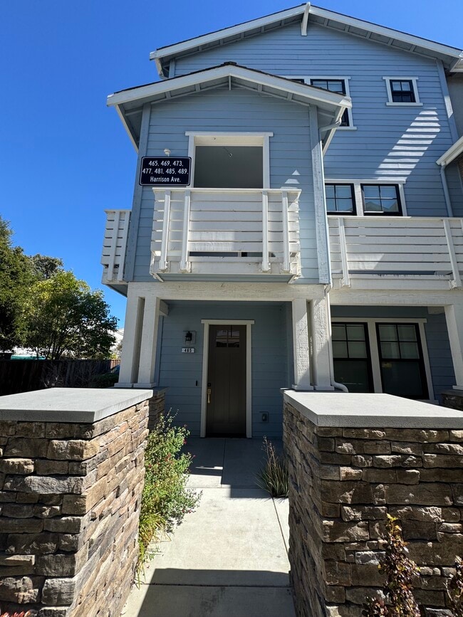 Building Photo - 465 Harrison Ave