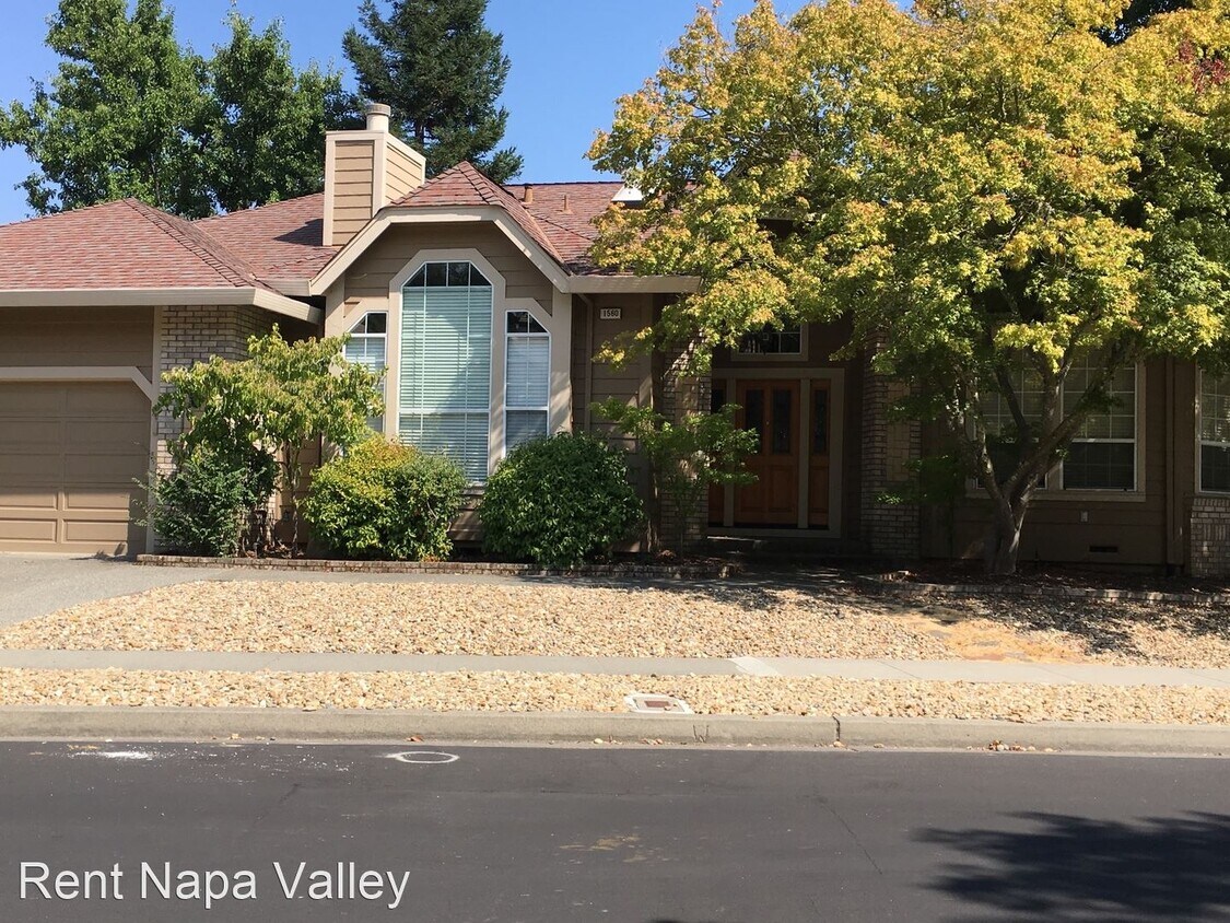 Primary Photo - 3 br, 3 bath House - 1560 Centennial Circle