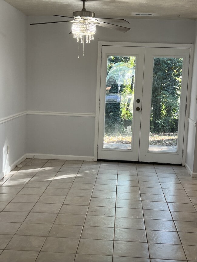 Foto del edificio - 5623 Stonington Trace Pkwy