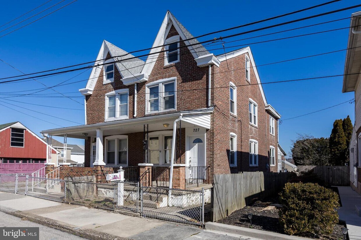Foto principal - 727 Fraley St