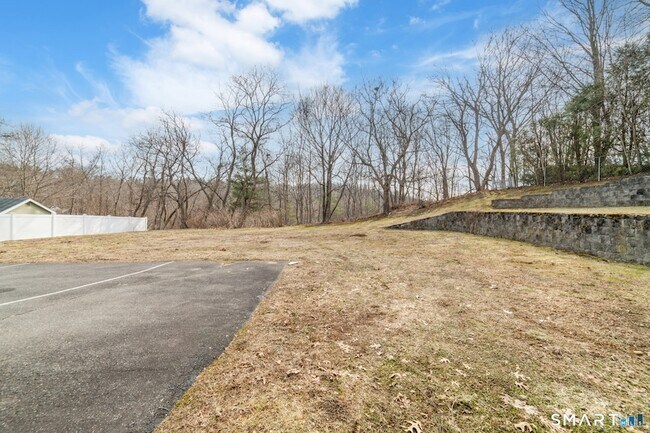 Foto del edificio - 103 Martin Rd