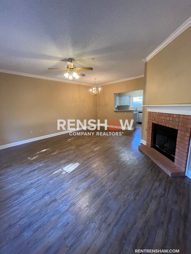 Foto del edificio - Now Offering a 18 Month Lease - Two Story ...
