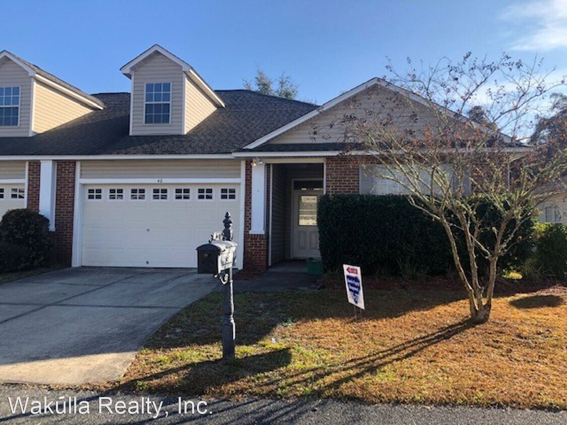 3 br, 2 bath House 40 Covington Circle House Rental in Crawfordville, FL