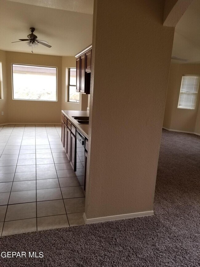 Building Photo - 103 Desert Sage Ct