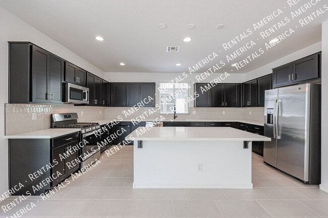 Building Photo - 3768 N 99th Dr