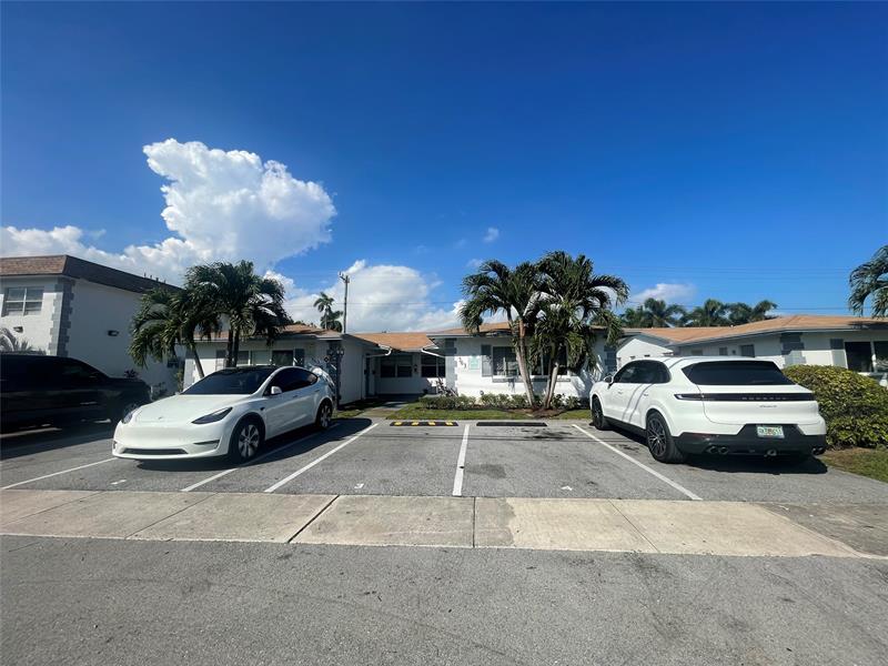 Foto principal - 363 SW 15th St