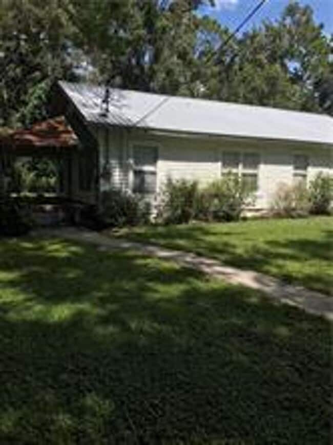 Building Photo - 3031 Sleepy Hill Rd