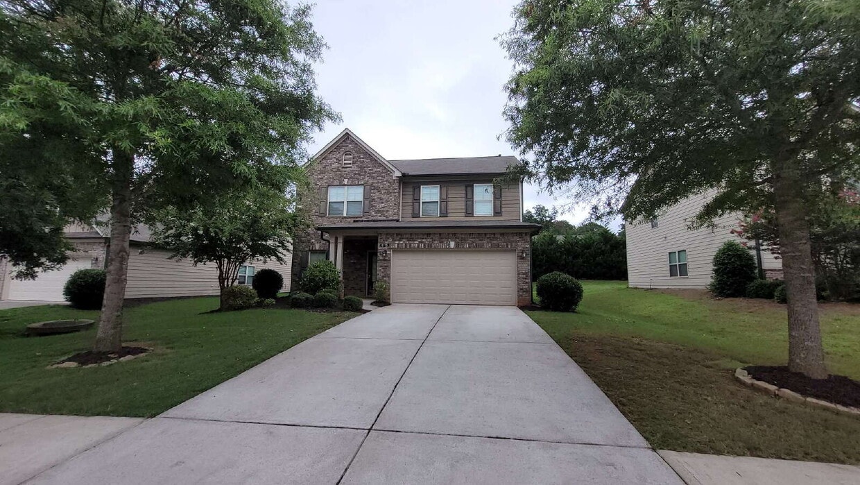 Discover this amazing 4-bedroom, 2.5-bath ... - Discover this amazing 4-bedroom, 2.5-bath ...