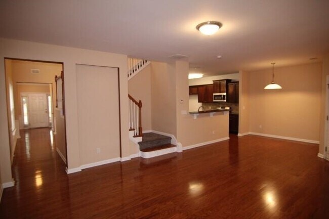 Foto del edificio - 3380 Archgate Ct