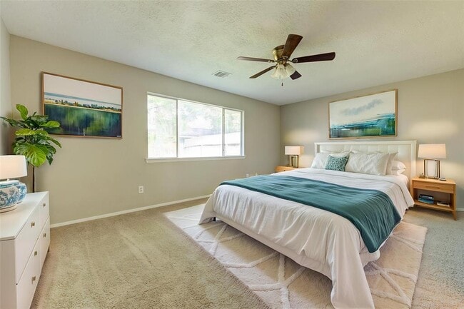 Foto del edificio - 2311 Pepperweed Dr