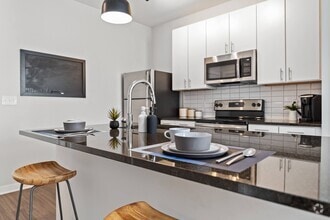 Building Photo - Gallerie Apartments