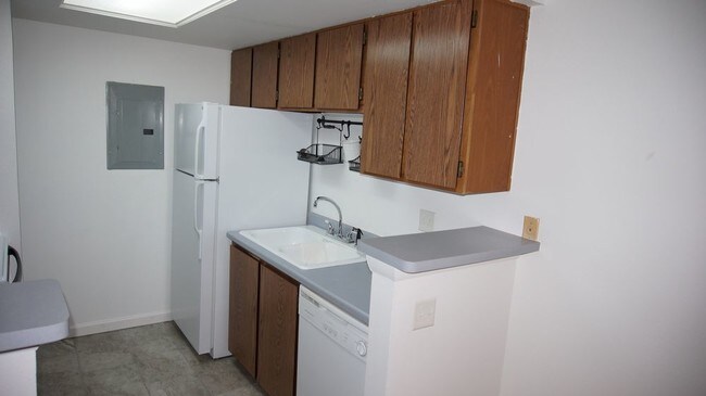 Building Photo - 1836 S Pitkin Cir