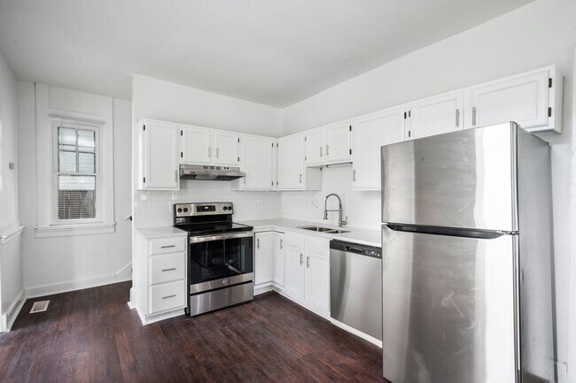 Foto del edificio - 1653 N Delaware St
