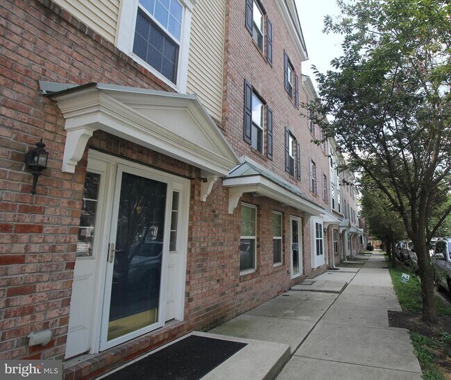 Foto del edificio - 17 Cliff St