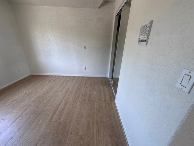 Photo - 3100 SE 122nd Ave Apartment