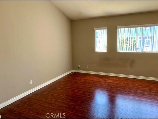 Foto del edificio - 13046 Sycamore Village Dr