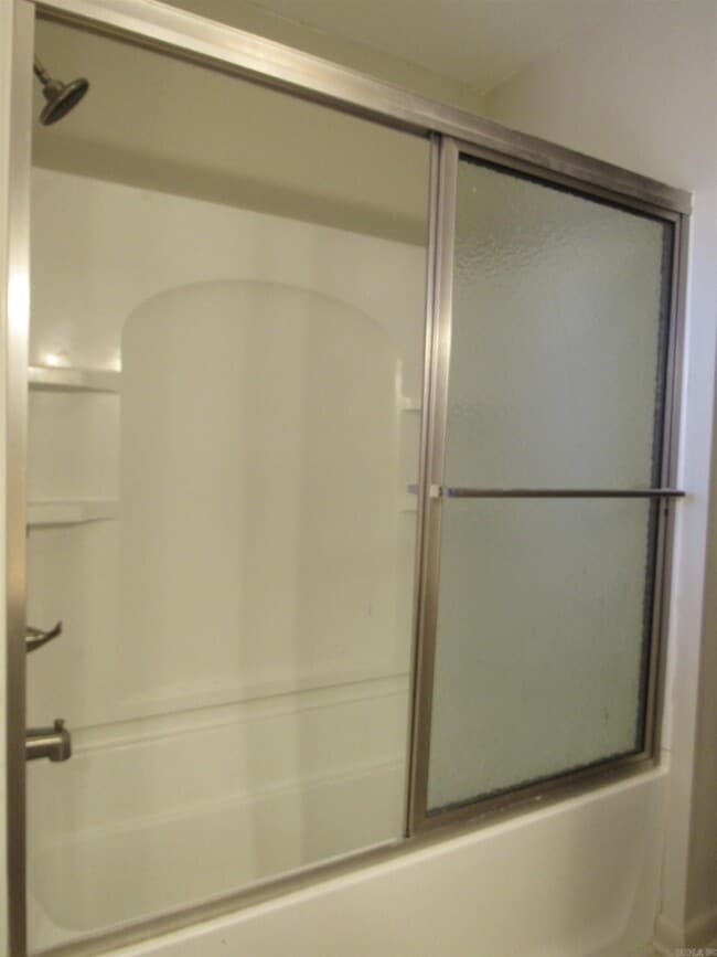 Building Photo - 116 US-64