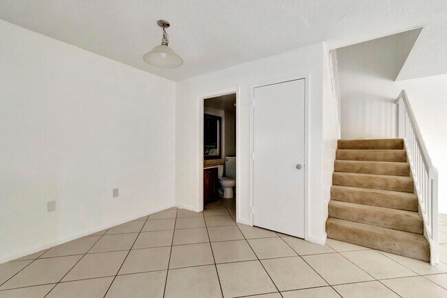 Foto del edificio - 311 3rd Way