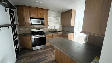 Building Photo - 3407 S 8525 W