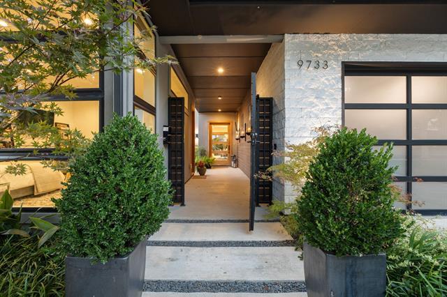 Foto del edificio - 9733 Mixon Dr