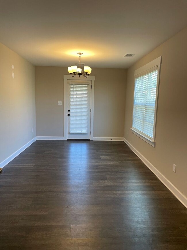 Building Photo - 3383 Oodie Ln